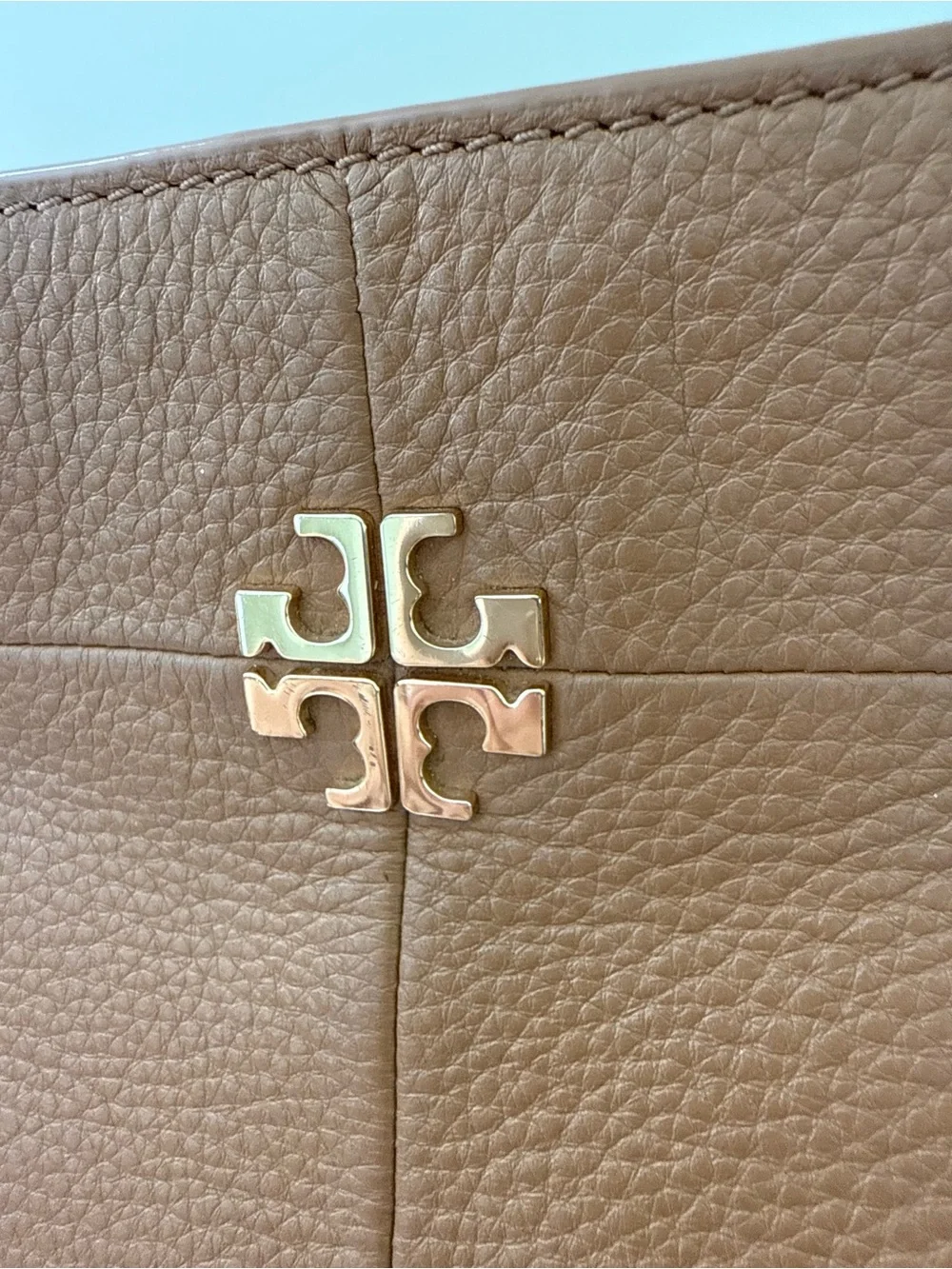 Tory Burch Women's Ivy Pebbled Leather Convertible Shoulder Bag Crossbody